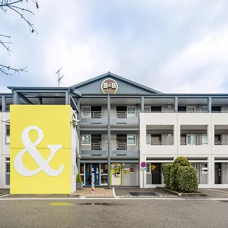 Grenoble Universite 1 ホテル
