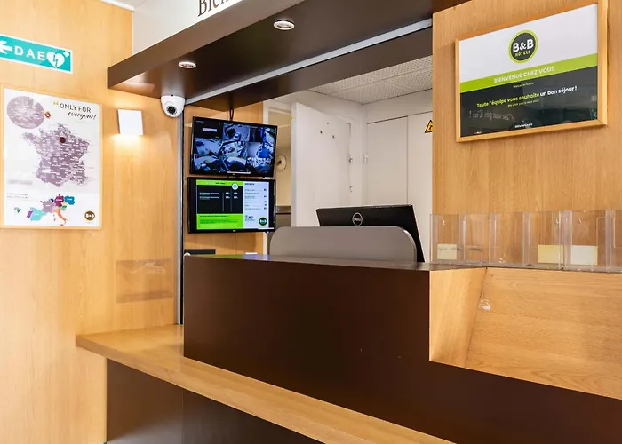Hotel Grenoble Universite 2*