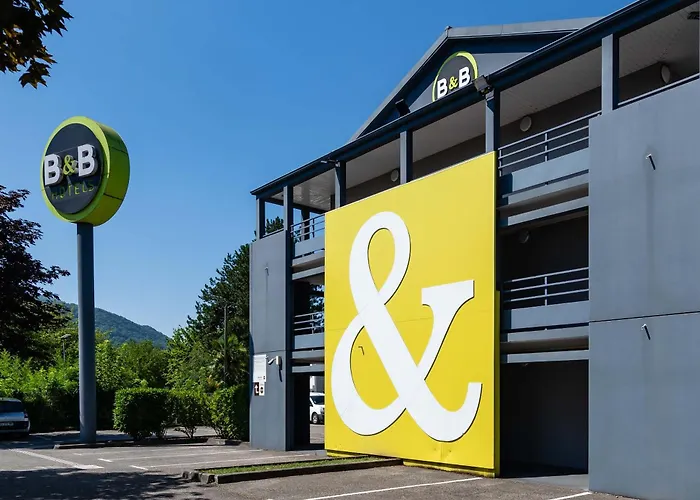 Grenoble Universite Hotel 2*