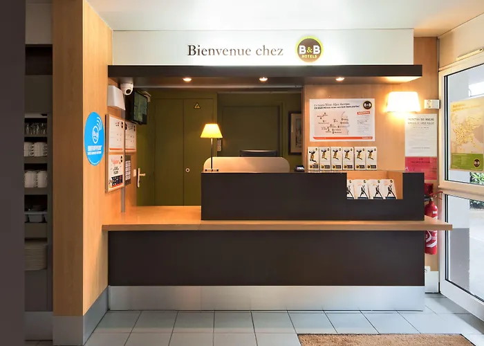 Grenoble Universite Hotel 2*