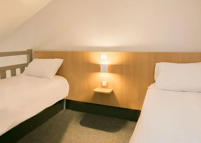 Grenoble Universite Hotel 2*