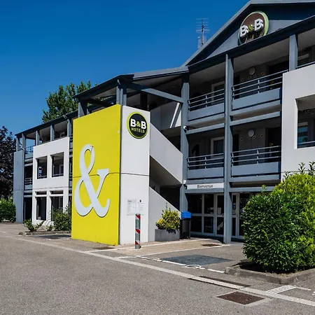 Grenoble Universite Hotel 2*