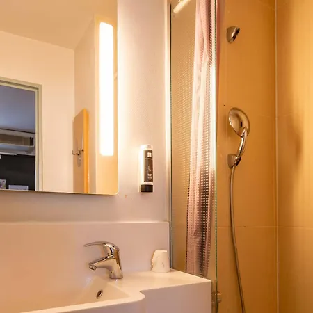 Grenoble Universite Hotel