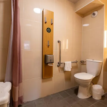 Grenoble Universite Hotel 2*