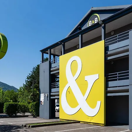 Grenoble Universite Hotel 2*
