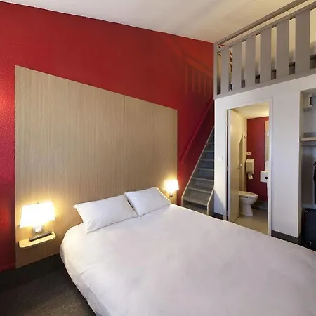 Hotel Grenoble Universite 2*
